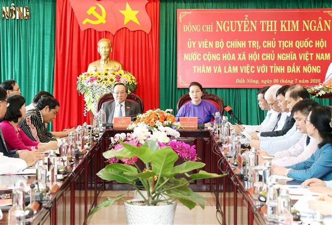 越南国会主席阮氏金银与得农省主要领导干部举行工作座谈会 ảnh 1 越南国会主席阮氏金银与得农省主要领导干部举行工作座谈会 ảnh 1