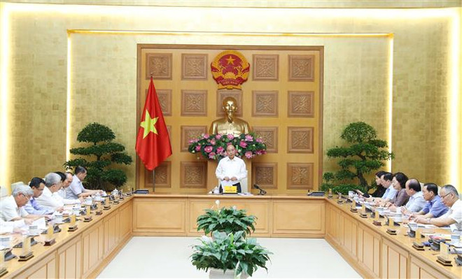 阮春福:完善体制和政策,促进行政改革,提升经济体的竞争力 ảnh 2 阮春福:完善体制和政策,促进行政改革,提升经济体的竞争力 ảnh 2