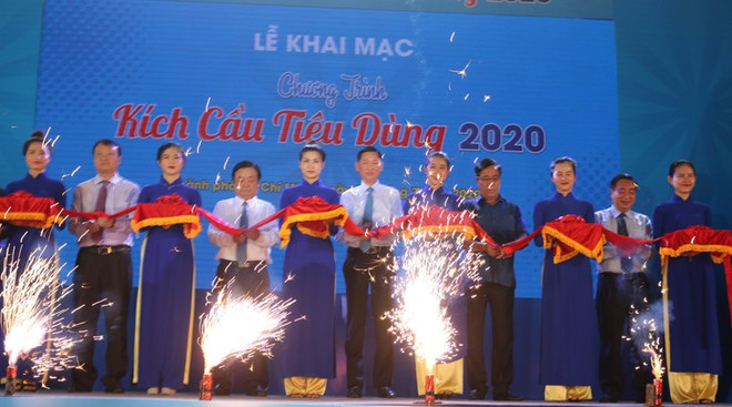 胡志明市举行2020年国内促销活动 ảnh 1 胡志明市举行2020年国内促销活动 ảnh 1
