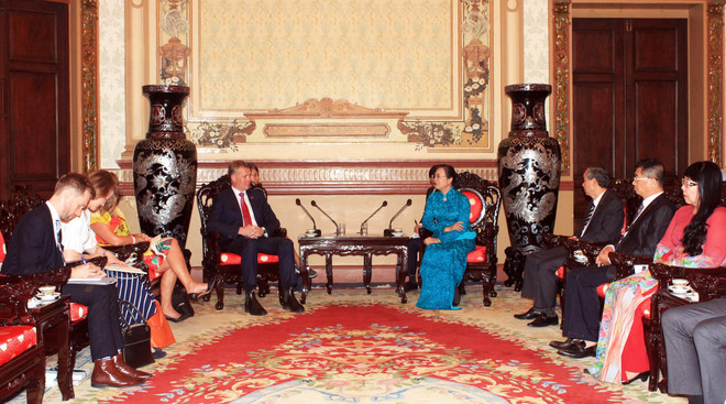 胡志明市领导会见澳大利亚众议院议长托尼 ảnh 2 胡志明市领导会见澳大利亚众议院议长托尼 ảnh 2