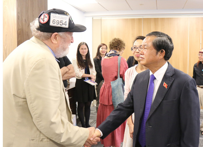 越南国会副主席杜伯巳率团对美国纽约进行工作访问 ảnh 2 越南国会副主席杜伯巳率团对美国纽约进行工作访问 ảnh 2