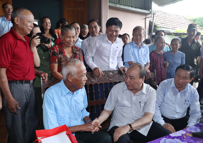 阮春福:德寿县应力争成为河静省首个新农村县份 ảnh 2 阮春福:德寿县应力争成为河静省首个新农村县份 ảnh 2