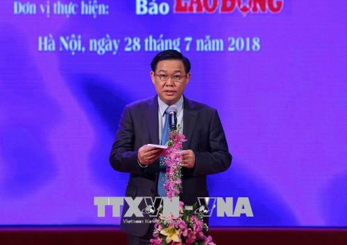 “光荣越南—各项工程的烙印”活动:8项典型工程获表彰 ảnh 1 “光荣越南—各项工程的烙印”活动:8项典型工程获表彰 ảnh 1