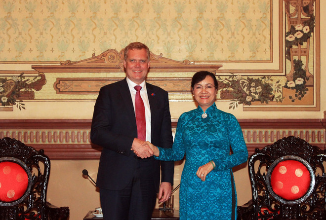 胡志明市领导会见澳大利亚众议院议长托尼 ảnh 1 胡志明市领导会见澳大利亚众议院议长托尼 ảnh 1