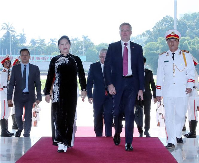 国会主席阮氏金银与澳大利亚众议院议长托尼•史密斯举行会谈 ảnh 1 国会主席阮氏金银与澳大利亚众议院议长托尼•史密斯举行会谈 ảnh 1