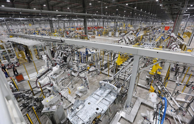 第四波新冠疫情对越南经济复苏带来负面影响 ảnh 1