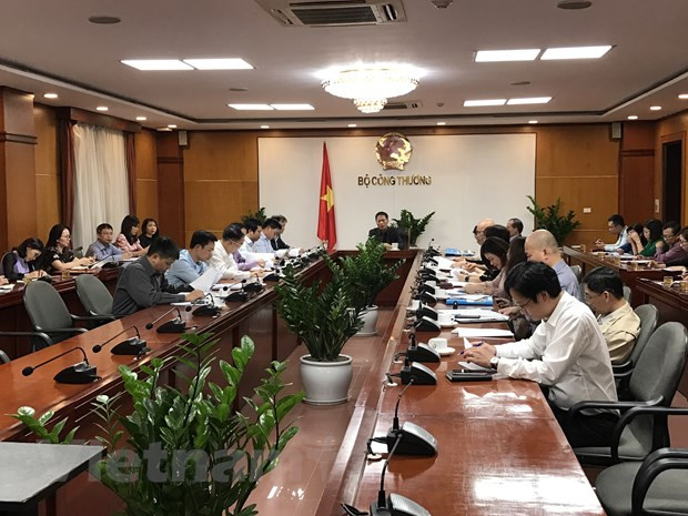 越南工贸部部长:做好预测预报工作 有效应对疫情 ảnh 1 越南工贸部部长:做好预测预报工作 有效应对疫情 ảnh 1