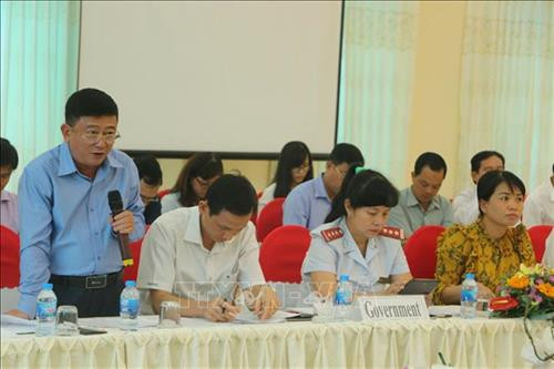 隆安省倾心为企业发展解困 ảnh 2 隆安省倾心为企业发展解困 ảnh 2