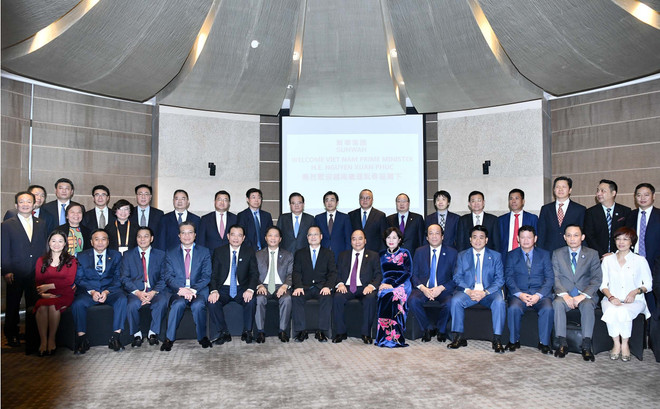 阮春福与中国各家一流集团领导举行座谈 ảnh 2 阮春福与中国各家一流集团领导举行座谈 ảnh 2