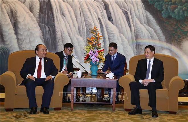 越南政府总理阮春福会见上海市市长 ảnh 1 越南政府总理阮春福会见上海市市长 ảnh 1