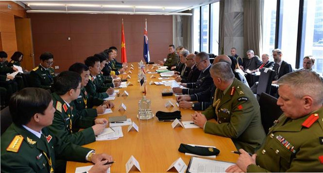 进一步推动越新两国防务合作关系迈上新步伐 ảnh 2