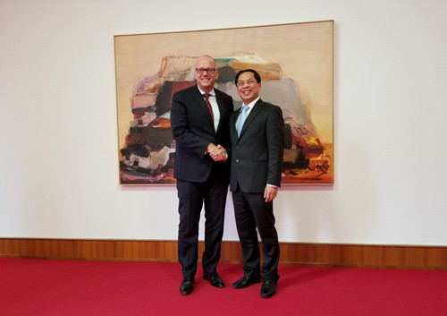 越南与德国着力加强外交关系 ảnh 1 越南与德国着力加强外交关系 ảnh 1