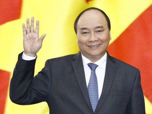 阮春福启程赴中国出席首届中国国际进口博览会 ảnh 1 阮春福启程赴中国出席首届中国国际进口博览会 ảnh 1
