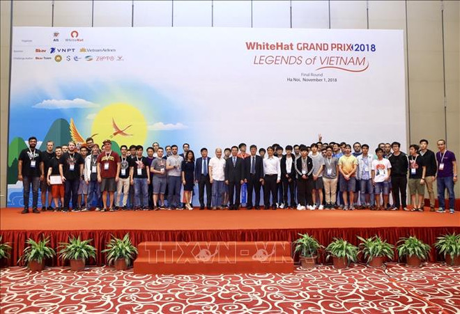 俄罗斯队获得2018年全球网络安全竞赛冠军 ảnh 2 俄罗斯队获得2018年全球网络安全竞赛冠军 ảnh 2