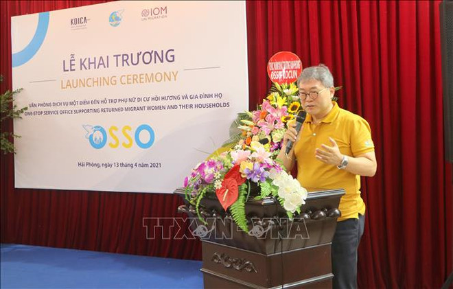 海防返乡移民妇女扶持“一站式服务办公室”正式揭牌 ảnh 2 海防返乡移民妇女扶持“一站式服务办公室”正式揭牌 ảnh 2