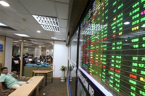 越南股市飙升 流动性创新高 ảnh 1 越南股市飙升 流动性创新高 ảnh 1