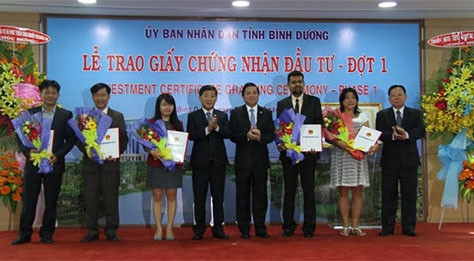 平阳省吸引外资继续高居首位 ảnh 1 平阳省吸引外资继续高居首位 ảnh 1