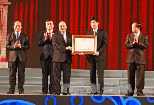 阮春福总理出席广南省重建20周年纪念典礼 ảnh 1 阮春福总理出席广南省重建20周年纪念典礼 ảnh 1