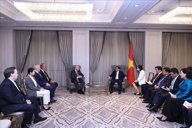 越南政府总理范明政会见美国投资基金和经济团体领导 ảnh 1 越南政府总理范明政会见美国投资基金和经济团体领导 ảnh 1