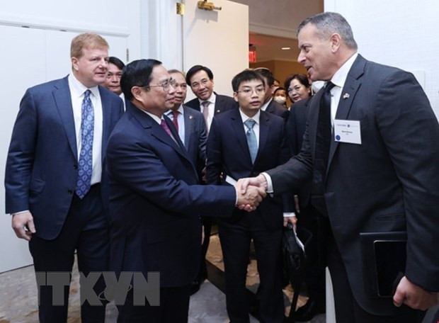 越南政府总理范明政与美国企业界代表会面 ảnh 2 越南政府总理范明政与美国企业界代表会面 ảnh 2