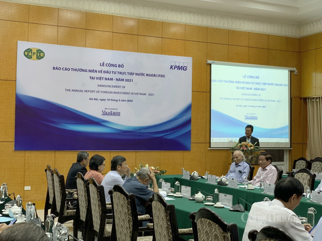 越南发布第一份越南外资报告 ảnh 2