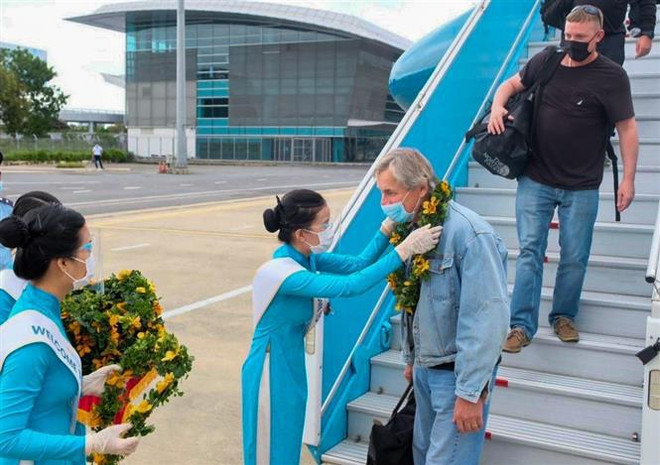 越南广南省在因新冠疫情而对外关闭两年后迎接首批外国游客 ảnh 2