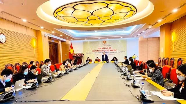 在教育培训革新背景下的校园文化 ảnh 1