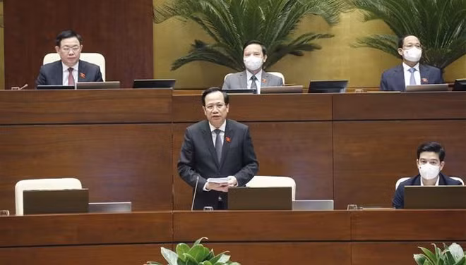 第十五届国会第二次会议：继续开展涉及劳动荣军社会、教育培训和计划投资三大领域的质询和回答质询活动 ảnh 1