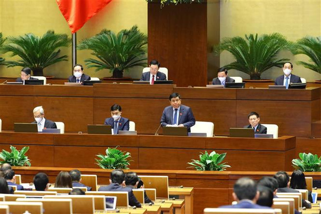 越南第十五届国会第二次会议:三位部长解答、澄清国会代表关注的许多问题 ảnh 1 越南第十五届国会第二次会议:三位部长解答、澄清国会代表关注的许多问题 ảnh 1