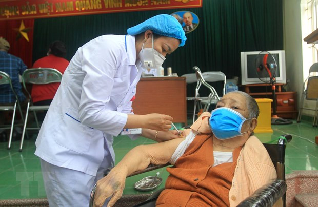 注重加快疫苗接种和严格执行 5K 原则以守护新冠疫防控成果 ảnh 1 注重加快疫苗接种和严格执行 5K 原则以守护新冠疫防控成果 ảnh 1