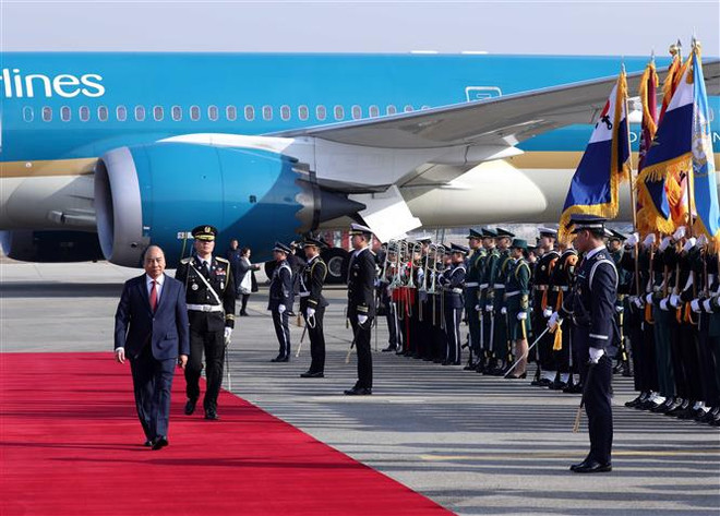 越南政府总理阮春福开始对韩国进行正式访问 ảnh 3