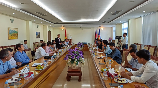 越裔柬埔寨人社群人力资源发展基金会正式亮相 ảnh 1 越裔柬埔寨人社群人力资源发展基金会正式亮相 ảnh 1