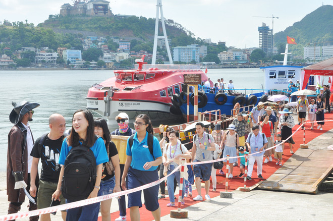 下龙——国际游客向往的旅游目的地 ảnh 2 下龙——国际游客向往的旅游目的地 ảnh 2