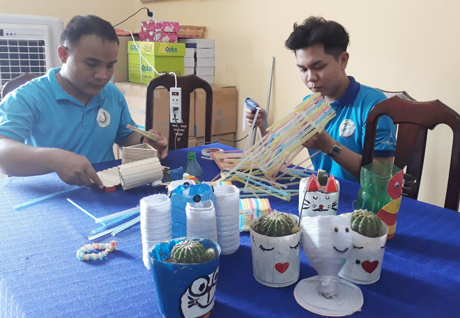 环保小行动向社会传递正能量 ảnh 1 环保小行动向社会传递正能量 ảnh 1