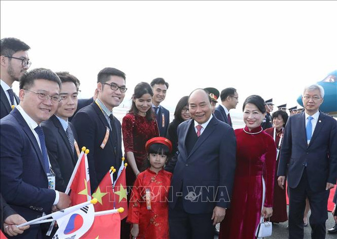 越南政府总理阮春福出席东盟-韩国对话关系30周年纪念峰会 ảnh 2 越南政府总理阮春福出席东盟-韩国对话关系30周年纪念峰会 ảnh 2