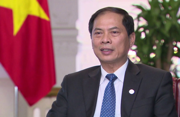 英国39人遇难事件:越南政府将先垫资金将39具遗体运送回国 ảnh 1 英国39人遇难事件:越南政府将先垫资金将39具遗体运送回国 ảnh 1