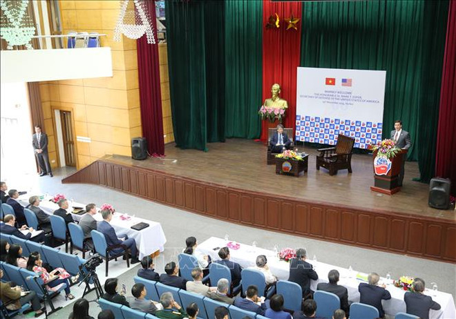 美国国防部长:支持各国在专属经济区开发资源的权利 ảnh 1 美国国防部长:支持各国在专属经济区开发资源的权利 ảnh 1