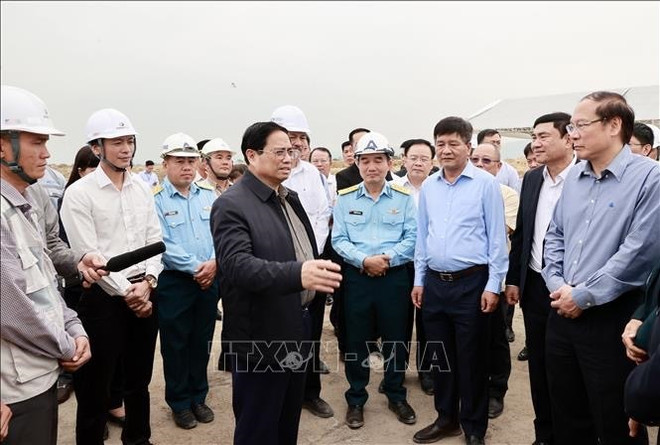 越南政府总理范明政在奠边省进行调研考察 ảnh 1