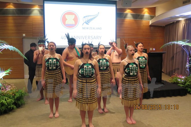 东盟与新西兰优秀大学生举行系列交流活动 ảnh 1 东盟与新西兰优秀大学生举行系列交流活动 ảnh 1