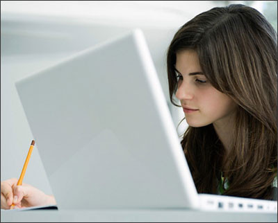 沉迷上网影响免疫力 让人更易患感冒 ảnh 1 沉迷上网影响免疫力 让人更易患感冒 ảnh 1