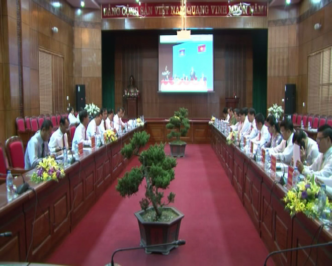 越南奠边与老挝丰沙里两省同意开通拿禀—牢普猜口岸 ảnh 1 越南奠边与老挝丰沙里两省同意开通拿禀—牢普猜口岸 ảnh 1