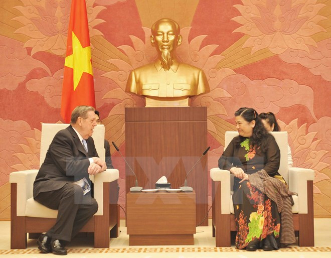 越南国会副主席丛氏放会见耶稣基督后期圣徒教会代表团 ảnh 1 越南国会副主席丛氏放会见耶稣基督后期圣徒教会代表团 ảnh 1