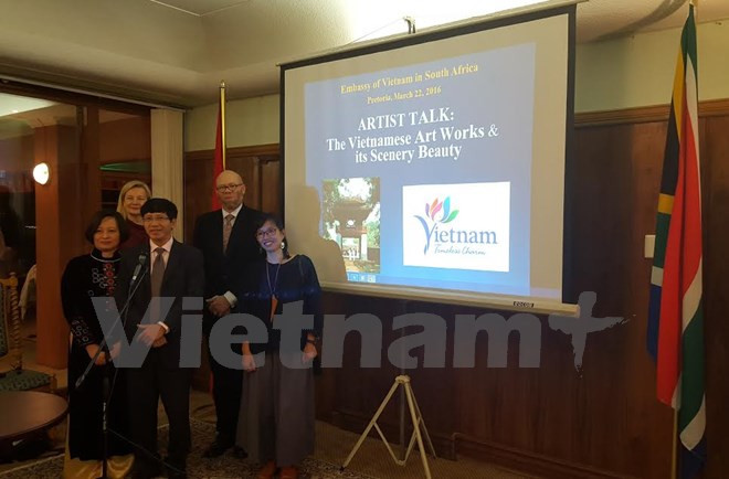 越南美食和文化艺术推介活动在南非举行 ảnh 1 越南美食和文化艺术推介活动在南非举行 ảnh 1