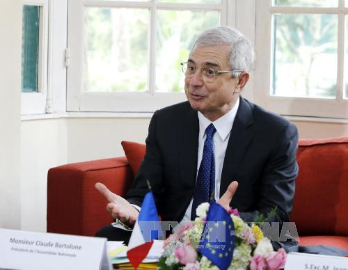法国国民议会议长巴尔托洛内:法国企业希望加大对越投资 ảnh 1 法国国民议会议长巴尔托洛内:法国企业希望加大对越投资 ảnh 1