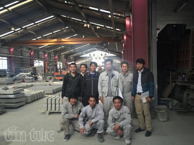 越南驻日大使馆代表赴雇佣越南劳工的日本工厂进行实地考察 ảnh 1 越南驻日大使馆代表赴雇佣越南劳工的日本工厂进行实地考察 ảnh 1