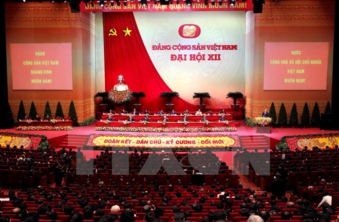 越共中央政治局签发关于学习、贯彻落实和宣传越共十二大决议的指示 ảnh 1 越共中央政治局签发关于学习、贯彻落实和宣传越共十二大决议的指示 ảnh 1