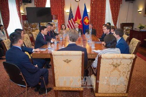 美国议员助理：美国两党支持重视同越南的全面伙伴关系 ảnh 1