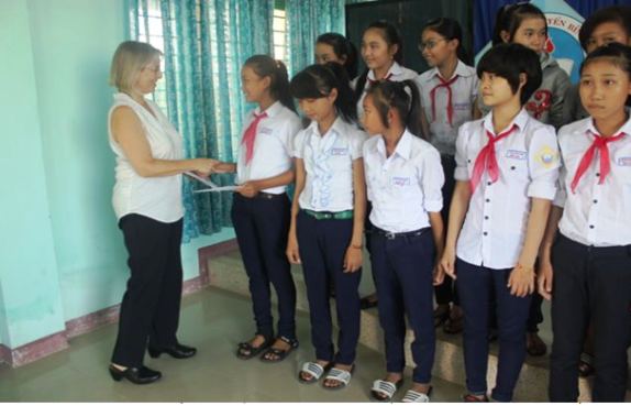 胡志明市为各外国非政府组织顺利运作创造便利条件 ảnh 1