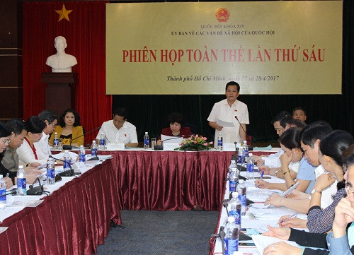 越南国会社会问题委员会举行第6次全体会议 ảnh 1