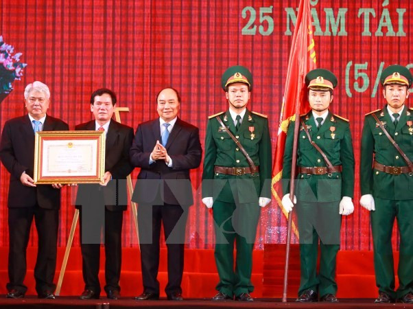 阮春福总理：茶荣省应致力成为适应气候变化的示范省份 ảnh 1